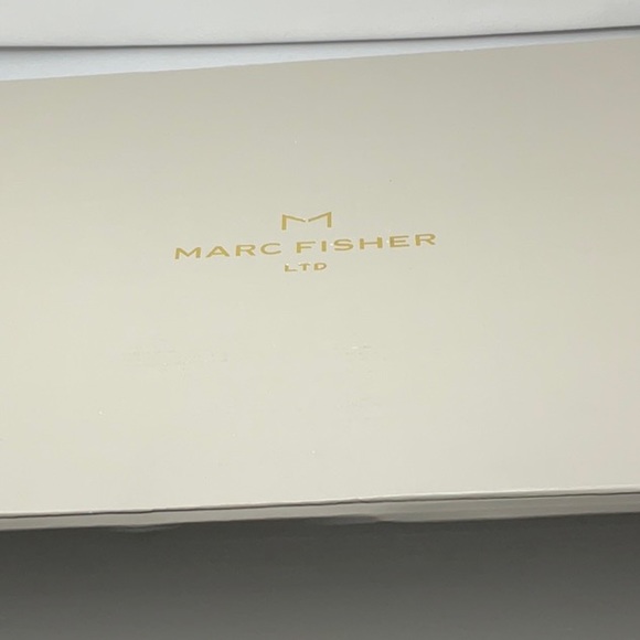 NWT men’s Marc Fisher LTD Freely waterproof lug sole dark green boots size 9 - Picture 8 of 9